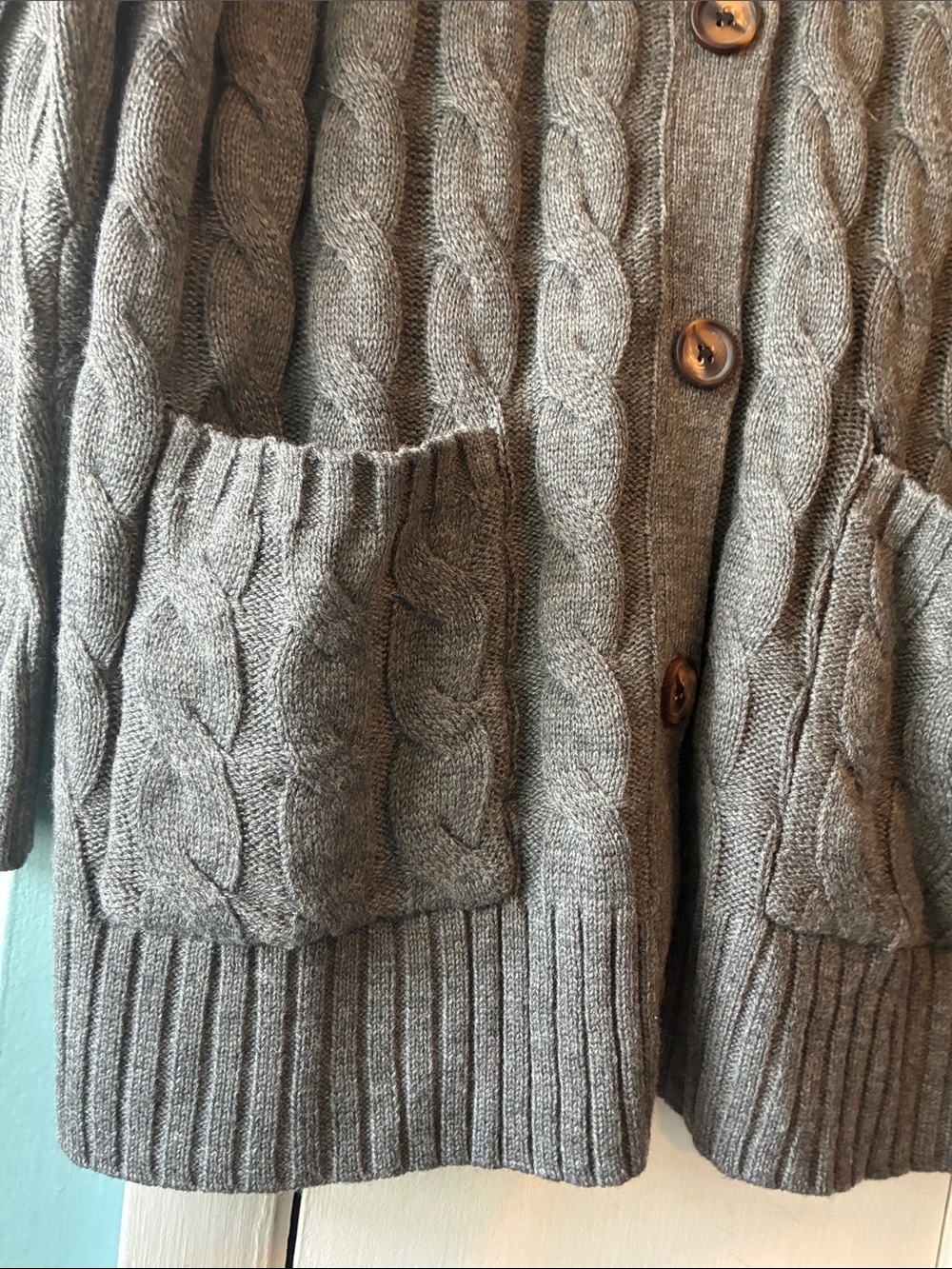 Zesica Women's Gray Cable Knit Button-Up Cardigan - Picture 3 of 3